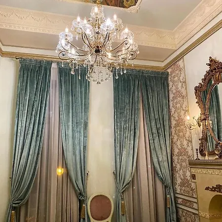 Belle Epoque Boutique (adults Only) מלון