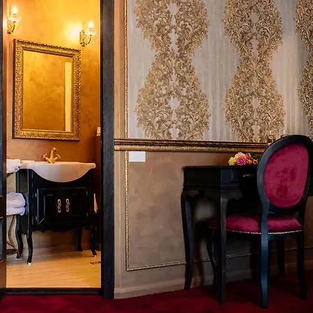 Belle Epoque Boutique (adults Only) מלון קונסטנצה